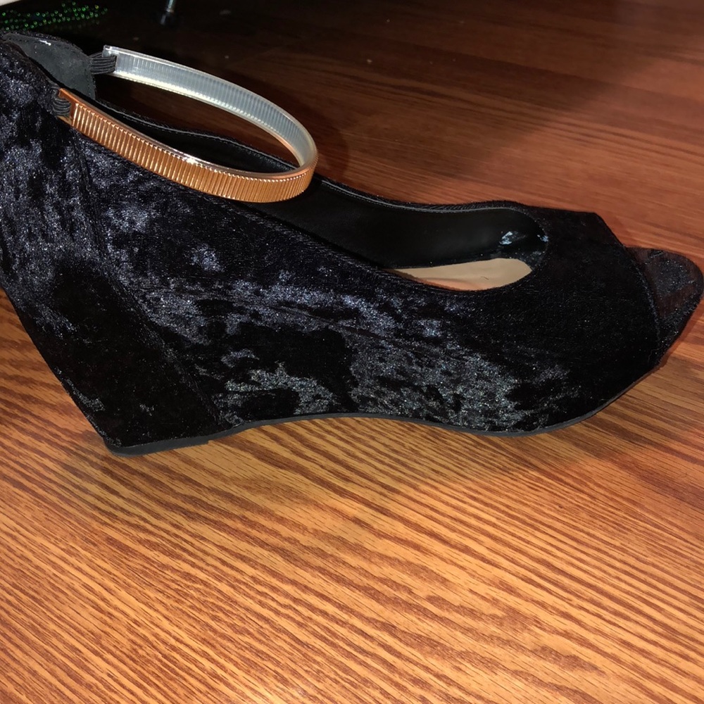Wedges - Picture 5 of 5